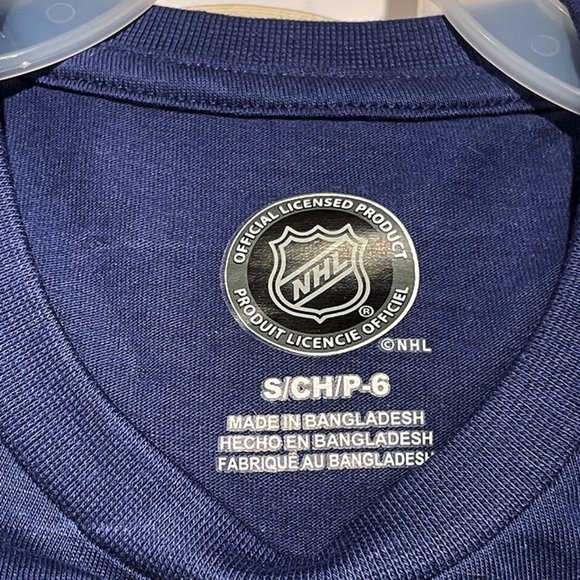 Toronto Maple Leaf Pajama Set Size Small 6 - Picture 6 of 6